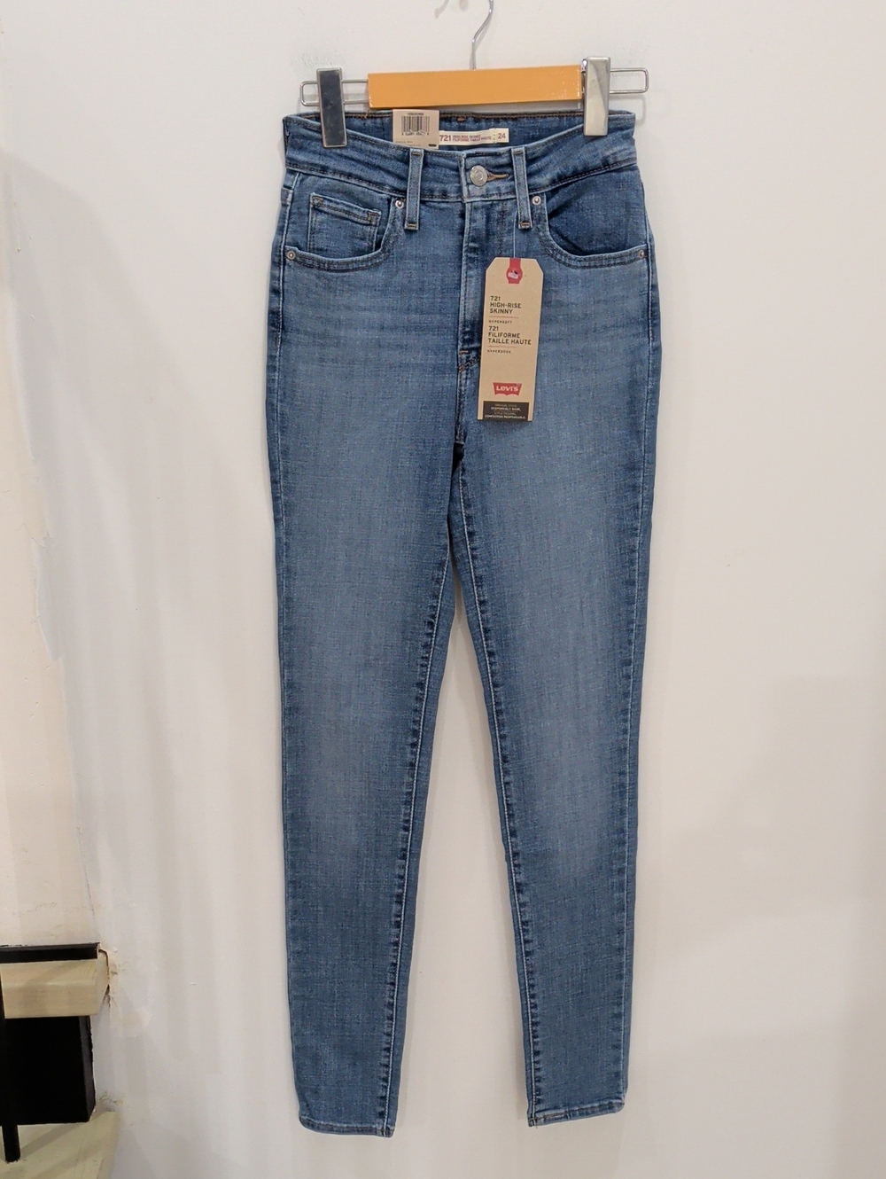 LEVI'S | Women's 721 Med Wash High-Rise Hypersoft Sculpting Skinny Jeans